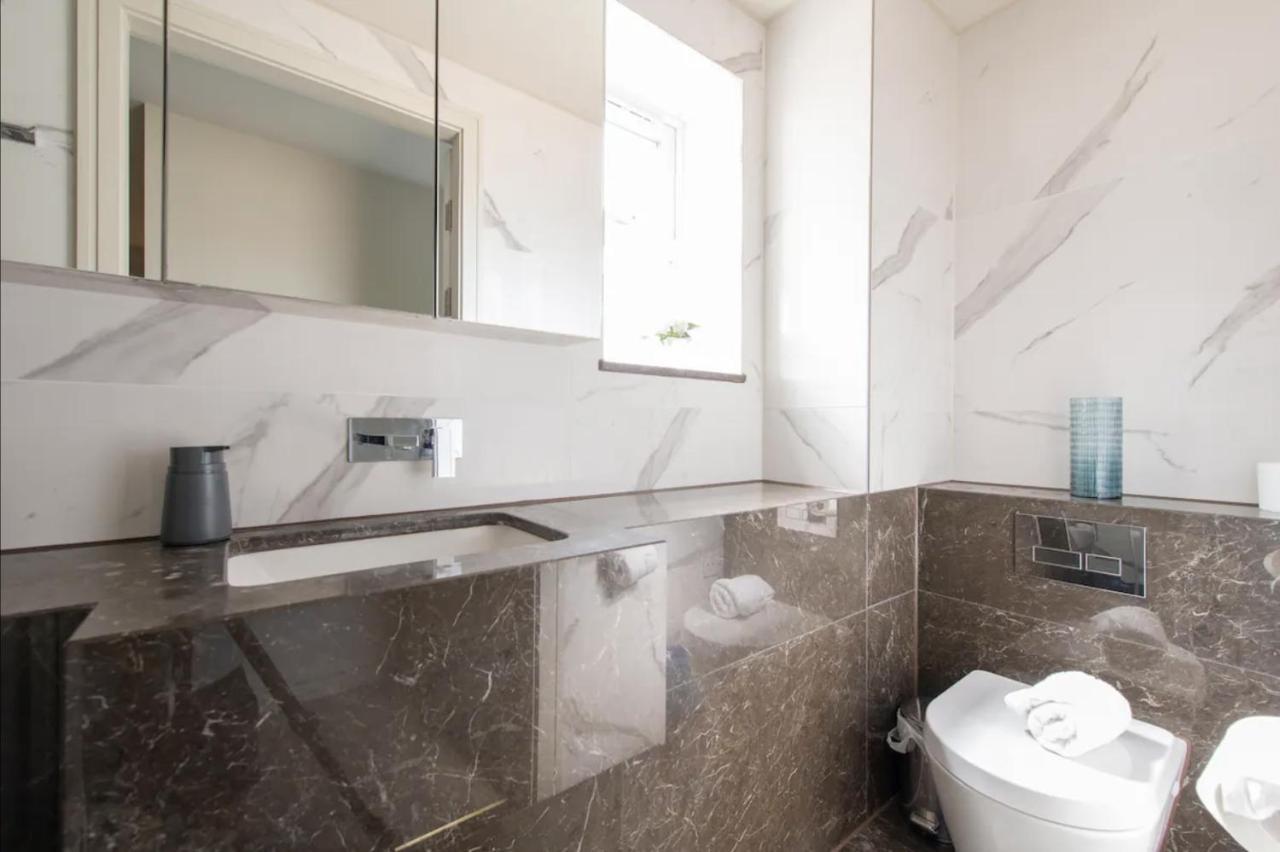 2Bd, 2Ba Urban Oasis Chcl F4 Apartment Chigwell ภายนอก รูปภาพ