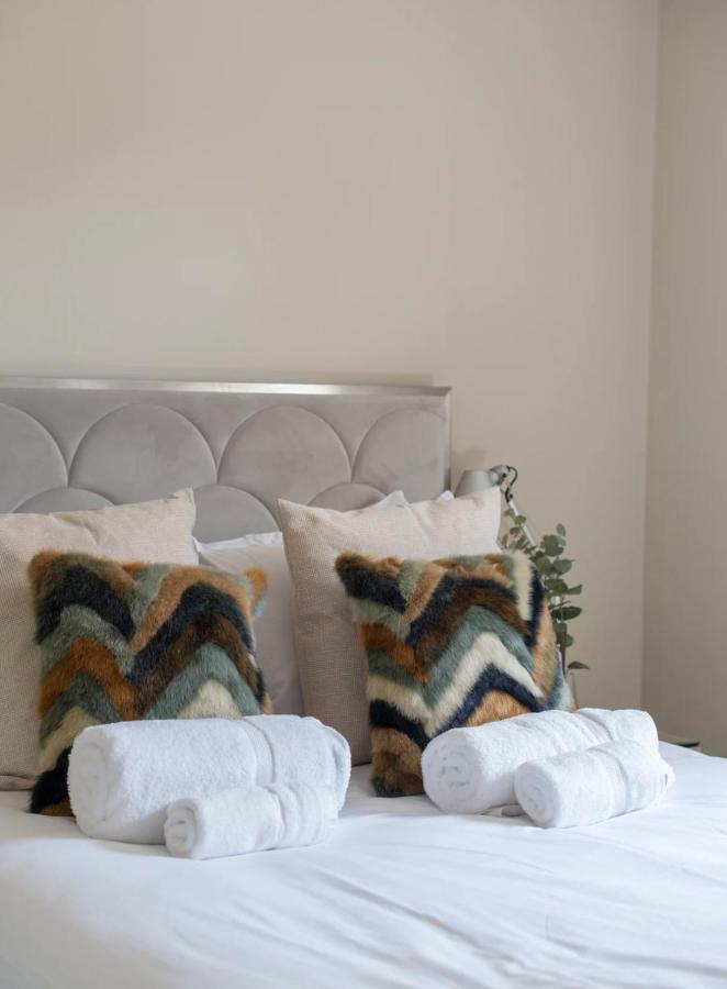 2Bd, 2Ba Urban Oasis Chcl F4 Apartment Chigwell ภายนอก รูปภาพ