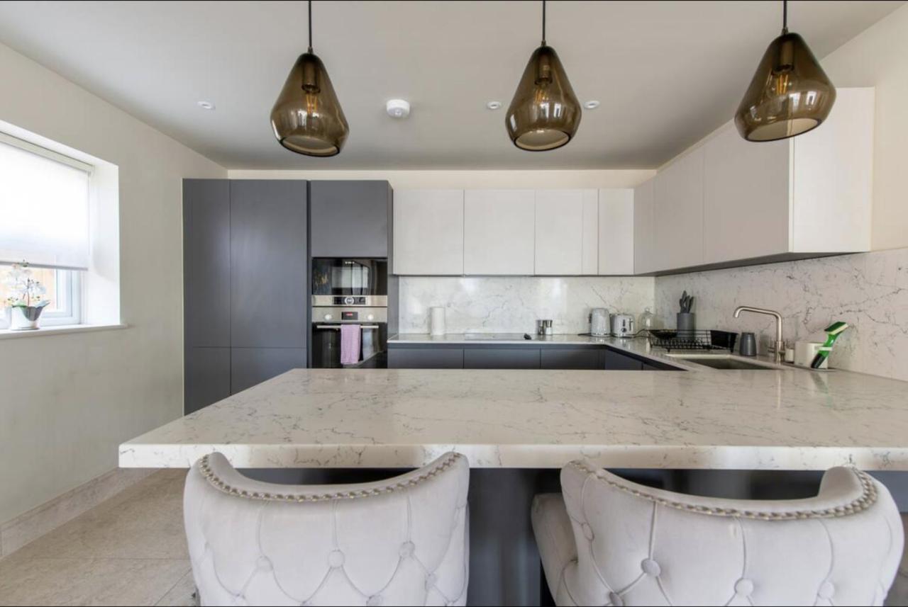 2Bd, 2Ba Urban Oasis Chcl F4 Apartment Chigwell ภายนอก รูปภาพ